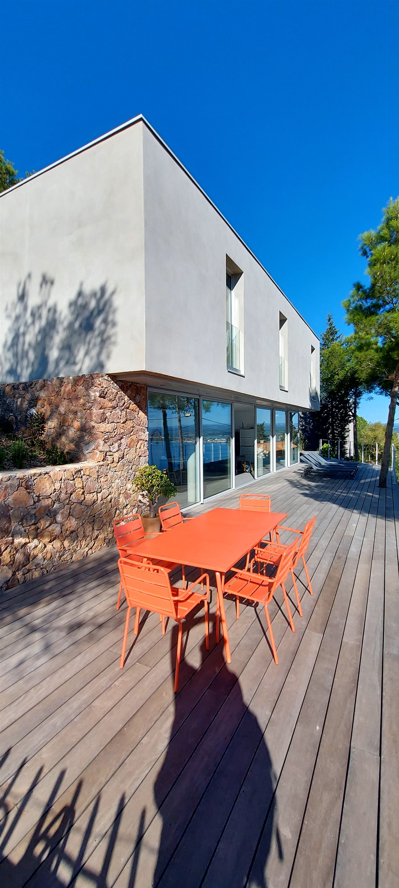 Villa L